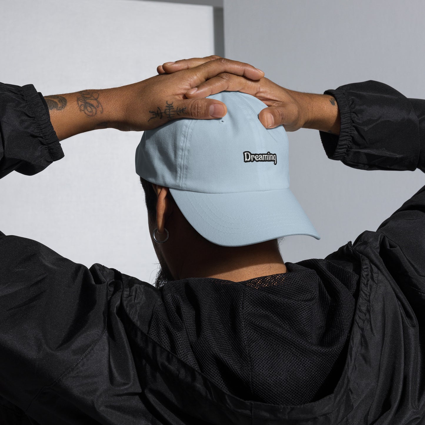 Boné Dad Hat " Dreaming "