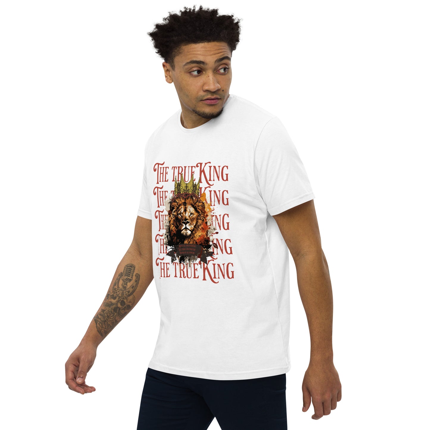 Camiseta com modelagem reta " THE TRUE KING "